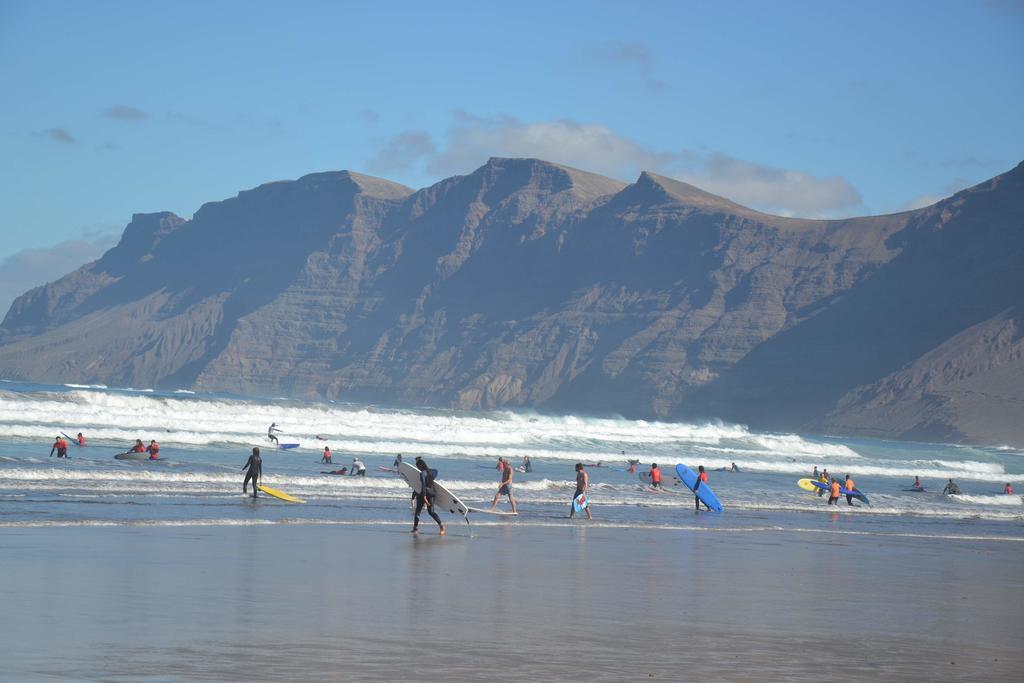 Absolute Beachfront Apartment Famara Exterior foto